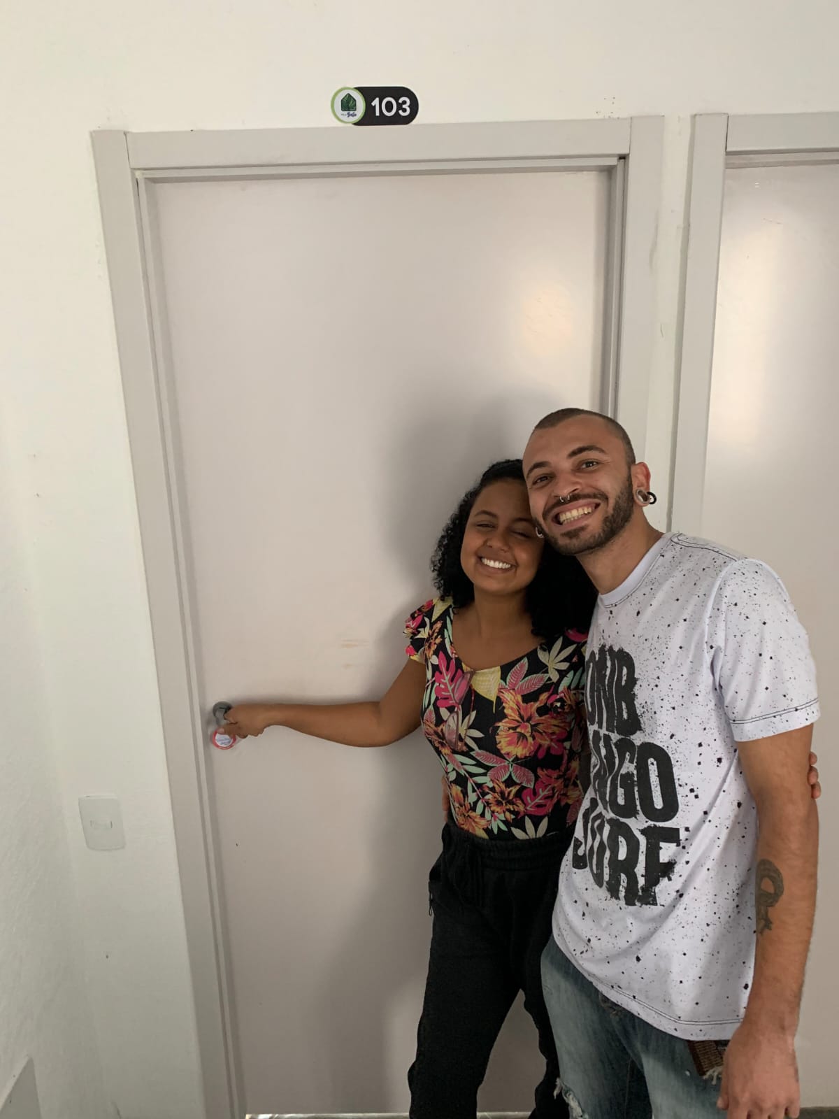 Celebrando nosso novo lar